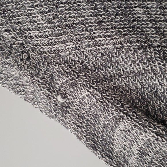 Sweater - Picture 5 of 5